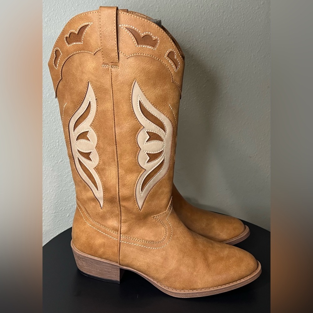 NEW Madden NYC Butterfly Western Boots Cowboy Cowgirl Farmhouse Heel Trendy Chic - Picture 5 of 11